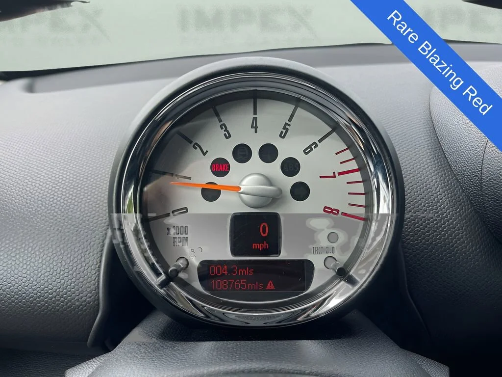 Used 2013  MINI S image 23