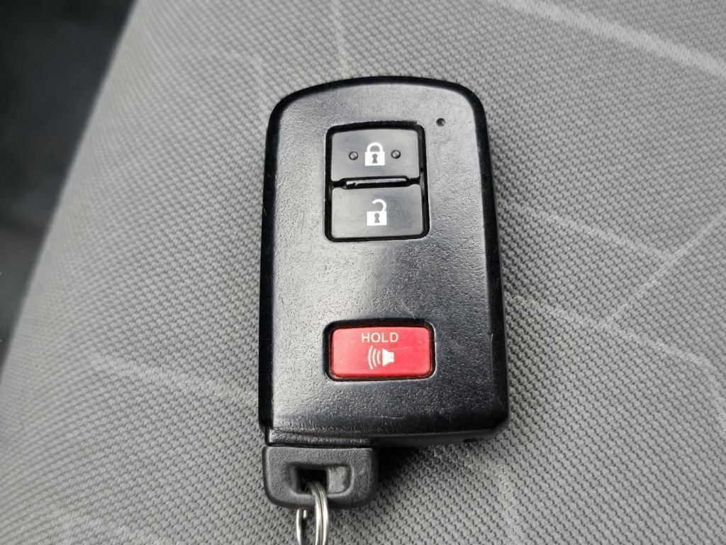Used 2021 Super White Toyota TRD Off-Road image 33