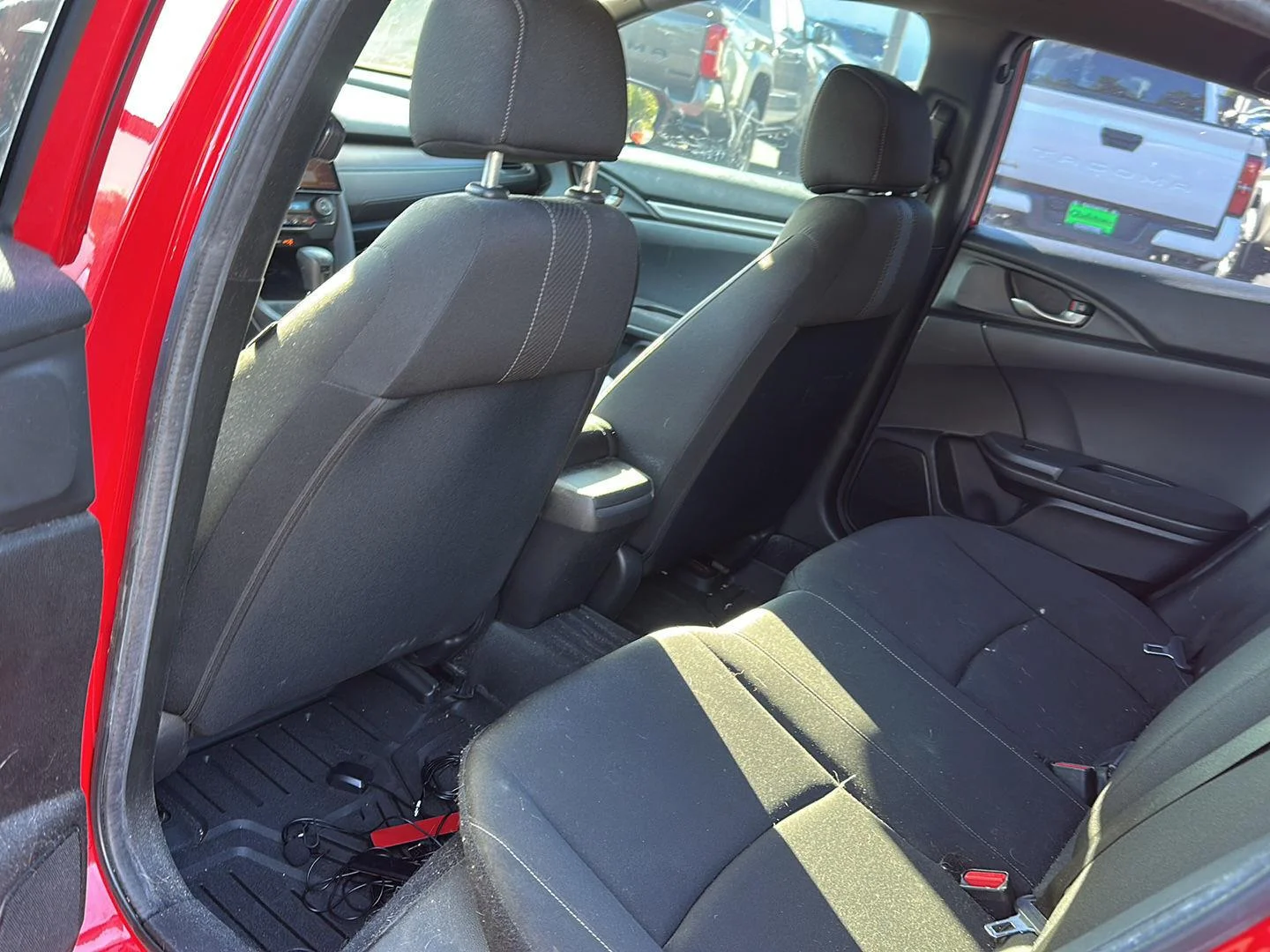 Used 2017 Rallye Red Honda LX image 9