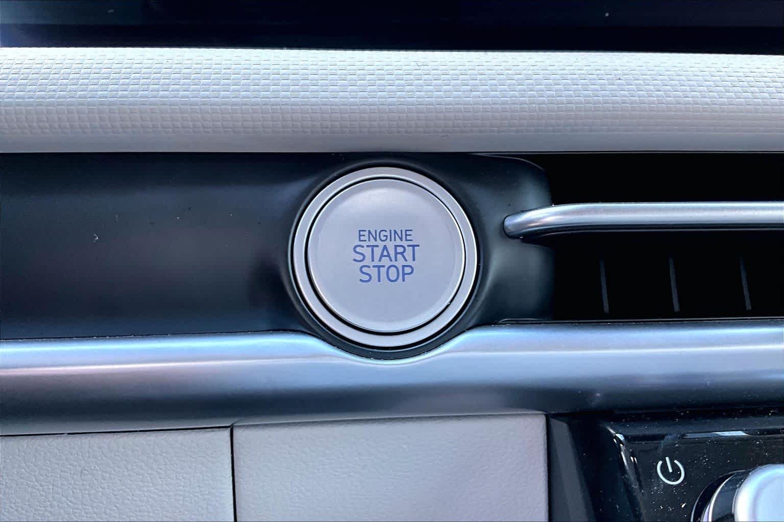 2025 Hyundai Tucson SEL - Photo 30