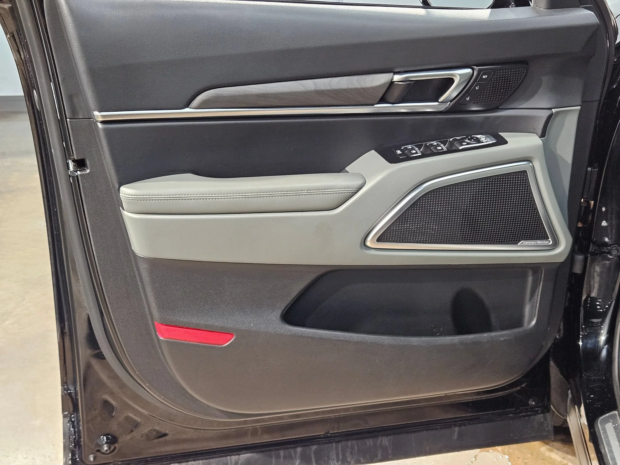 Used 2023 Ebony Black Kia SX X-Line image 20