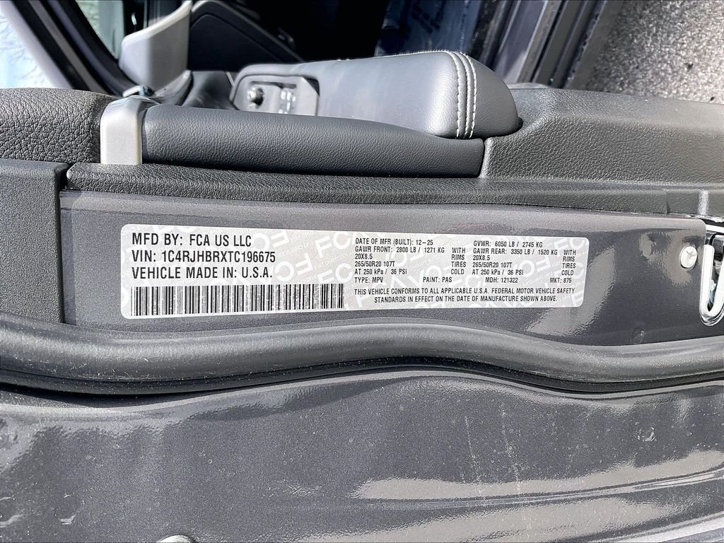 New 2026 Baltic Gray Metallic Clearcoat Jeep Limited image 16