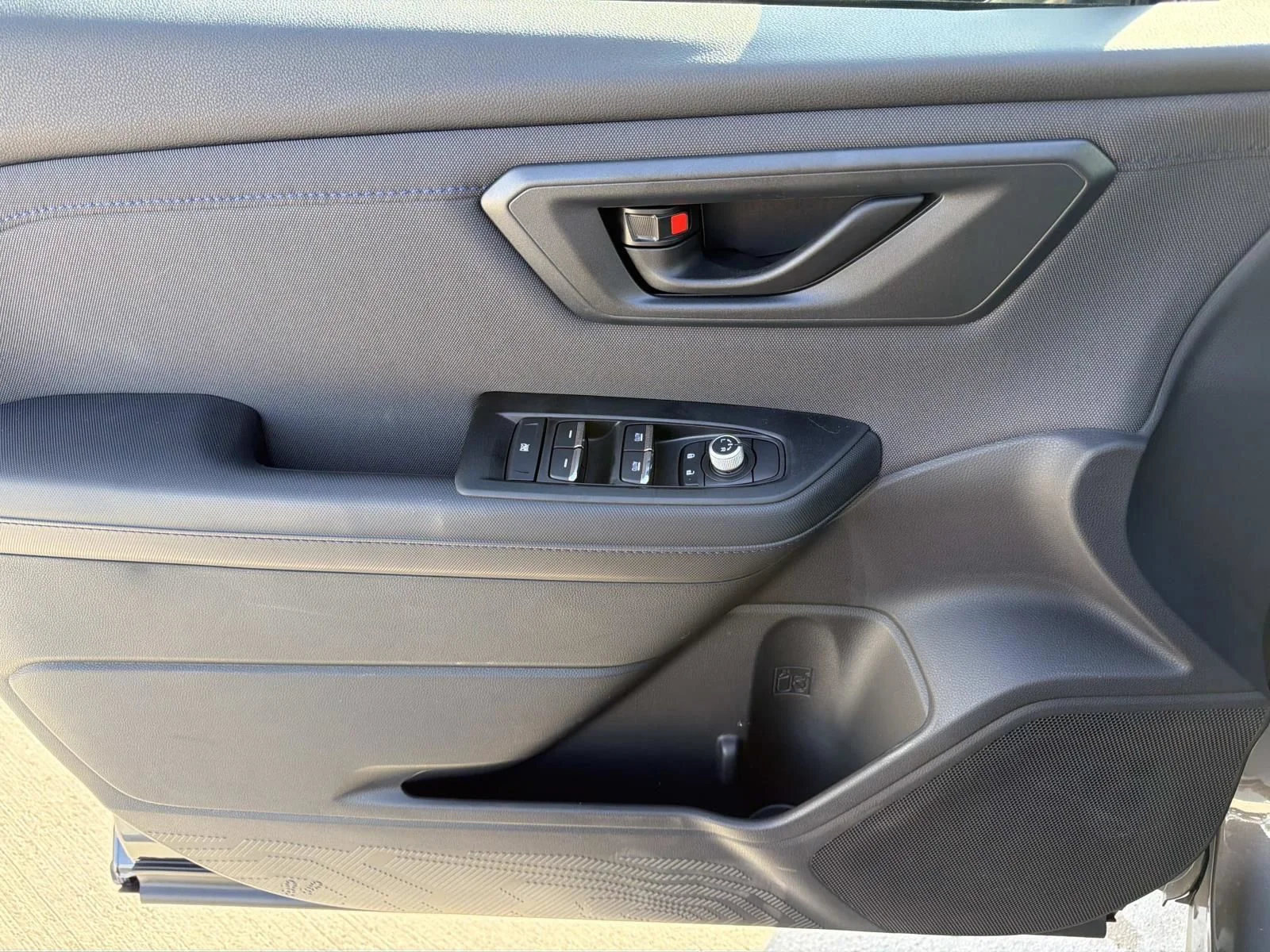 New 2026 MAGNETITE GRAY METALLIC Subaru Premium Hybrid image 7