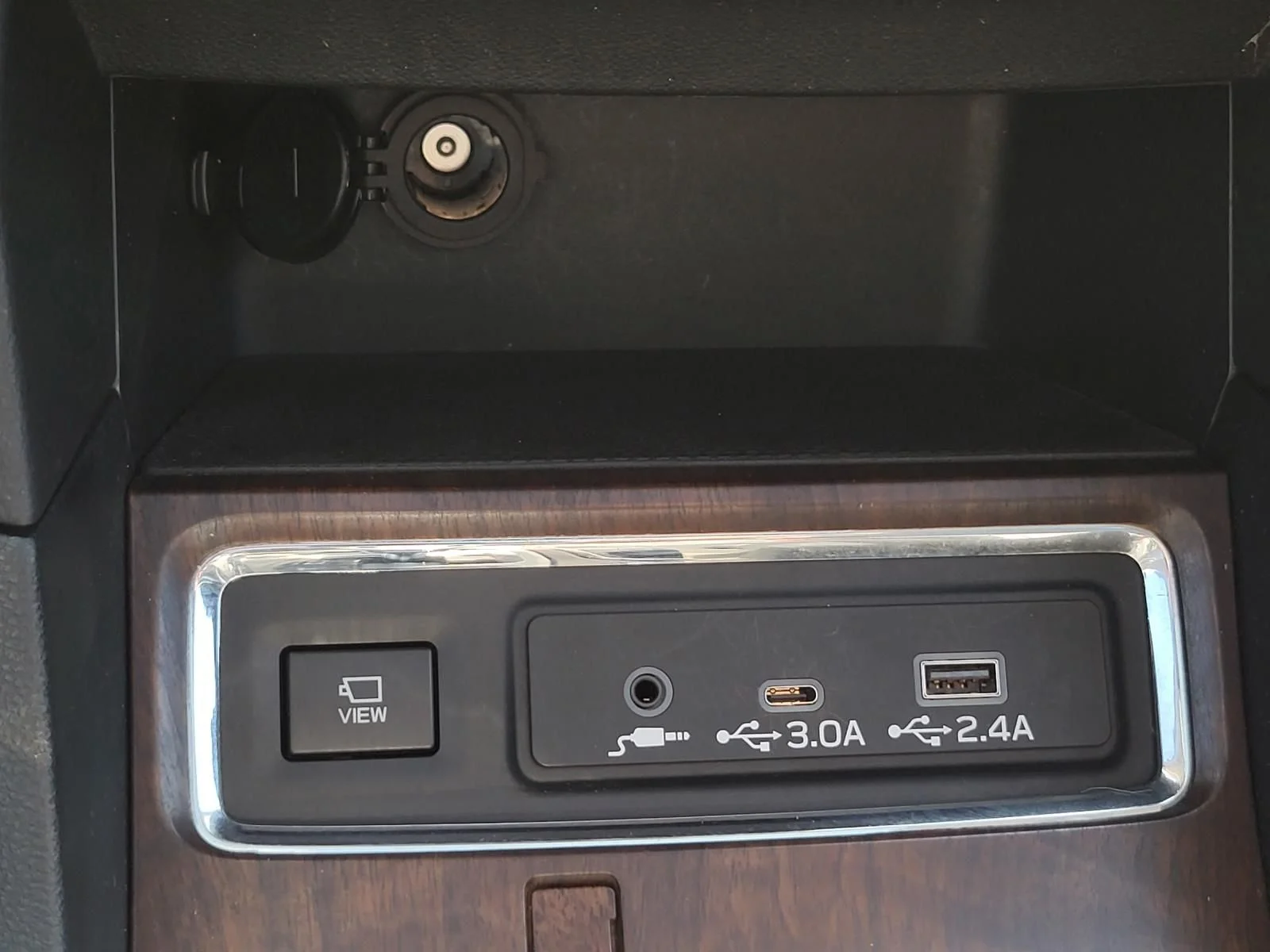 Used 2023 Gray Subaru Touring image 26