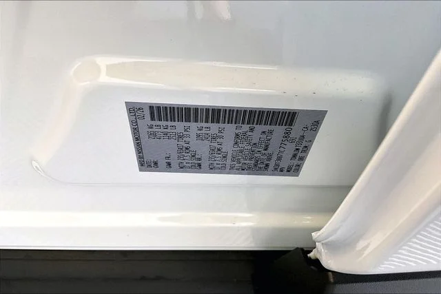 New 2026 Everest White Pearl Tricoat Nissan Rock Creek image 36