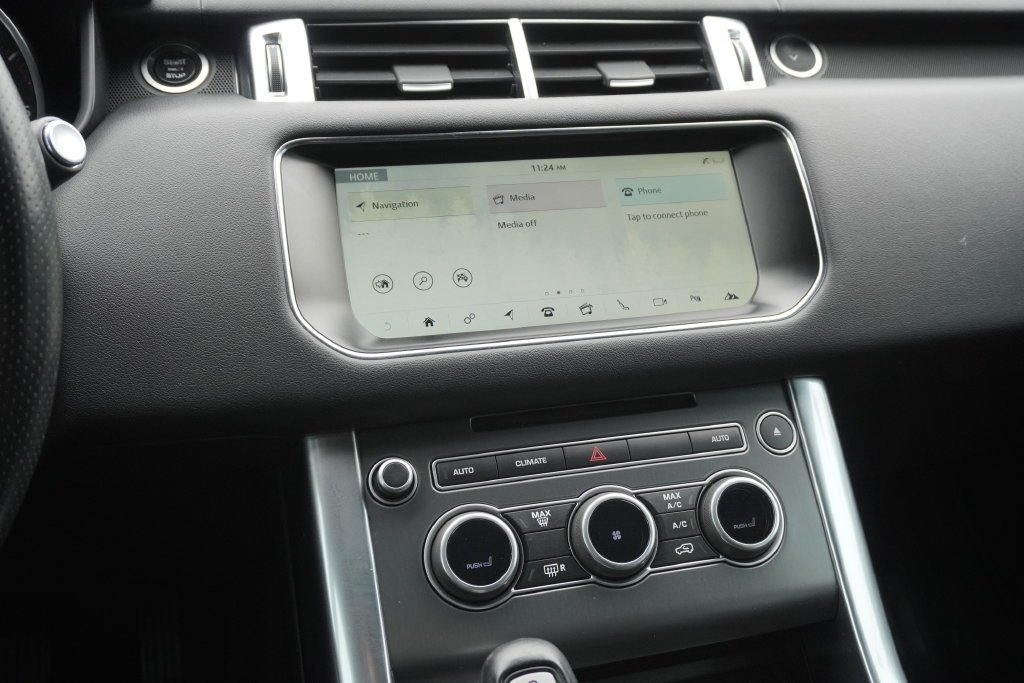 Used 2017 White Land Rover SE image 15