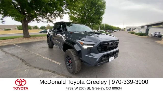 2026 Toyota Tacoma TRD Pro - Photo 9
