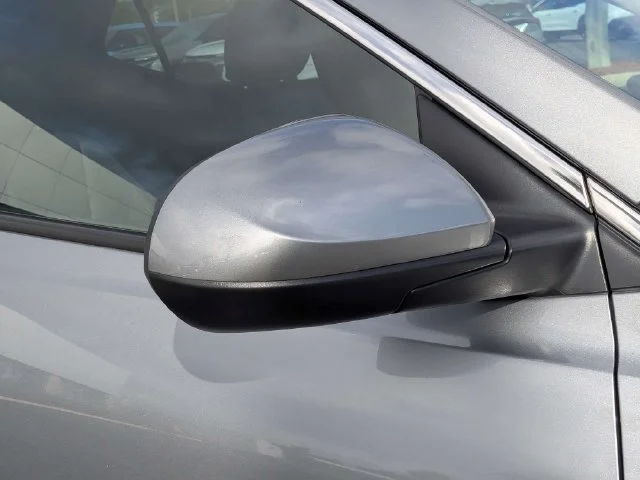Used 2023 MOONSTONE GRAY METALLIC Buick Select image 10