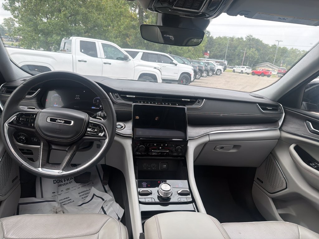 Used 2023 Red Jeep Overland image 16