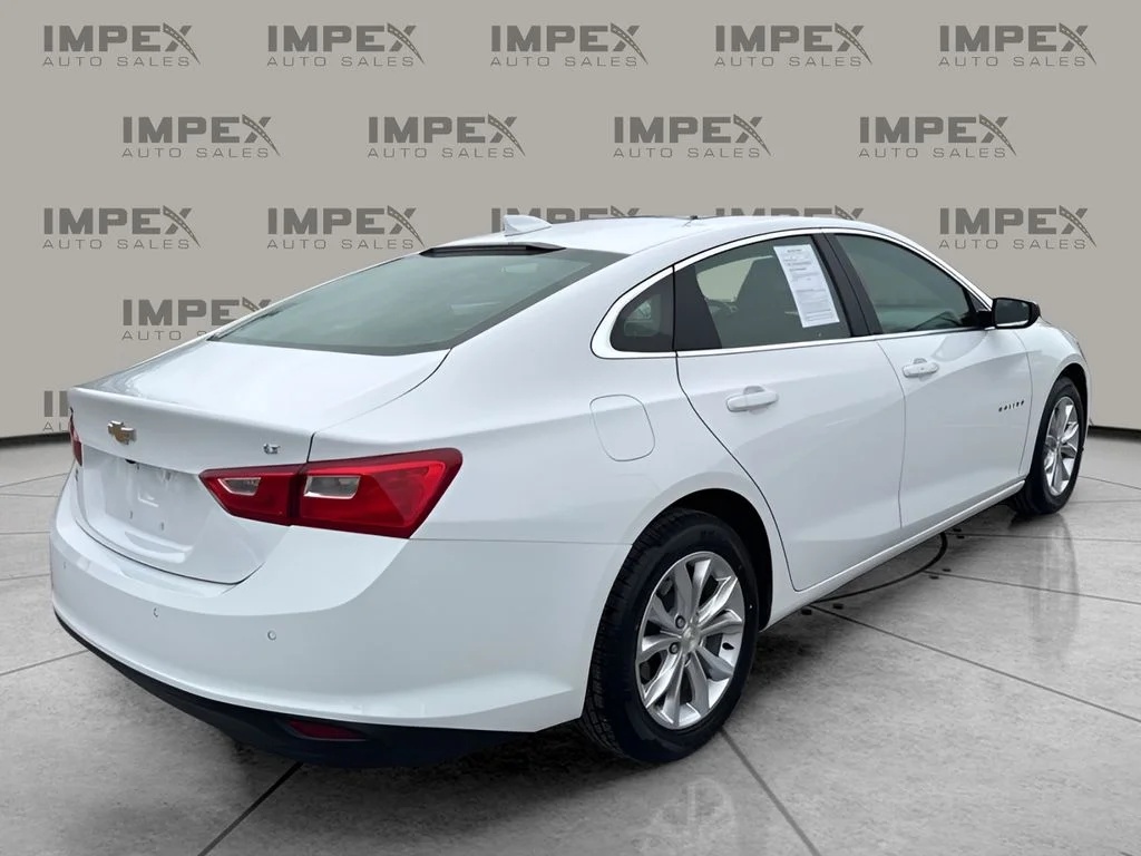 Used 2024 White Chevrolet LT image 5