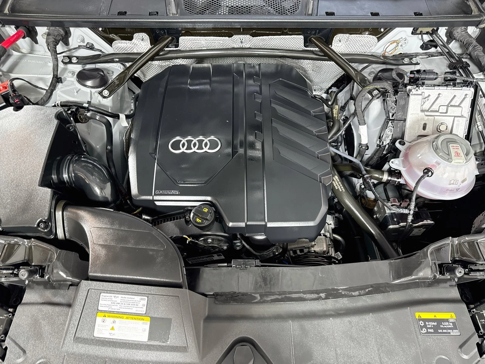 Used 2023 Daytona Gray Pearl Effect Audi S line Premium Plus image 8