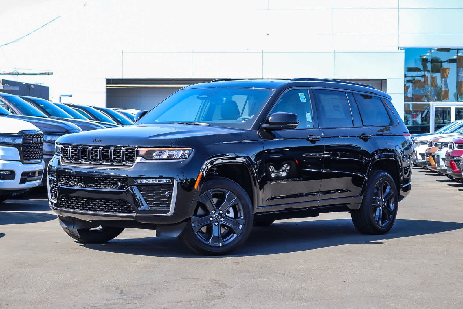 2027 Jeep Grand Cherokee L Limited Reserve