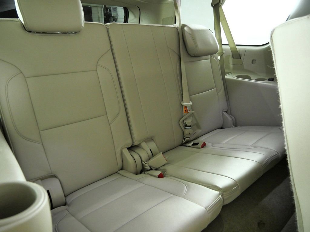 Used 2018 White GMC Denali image 28