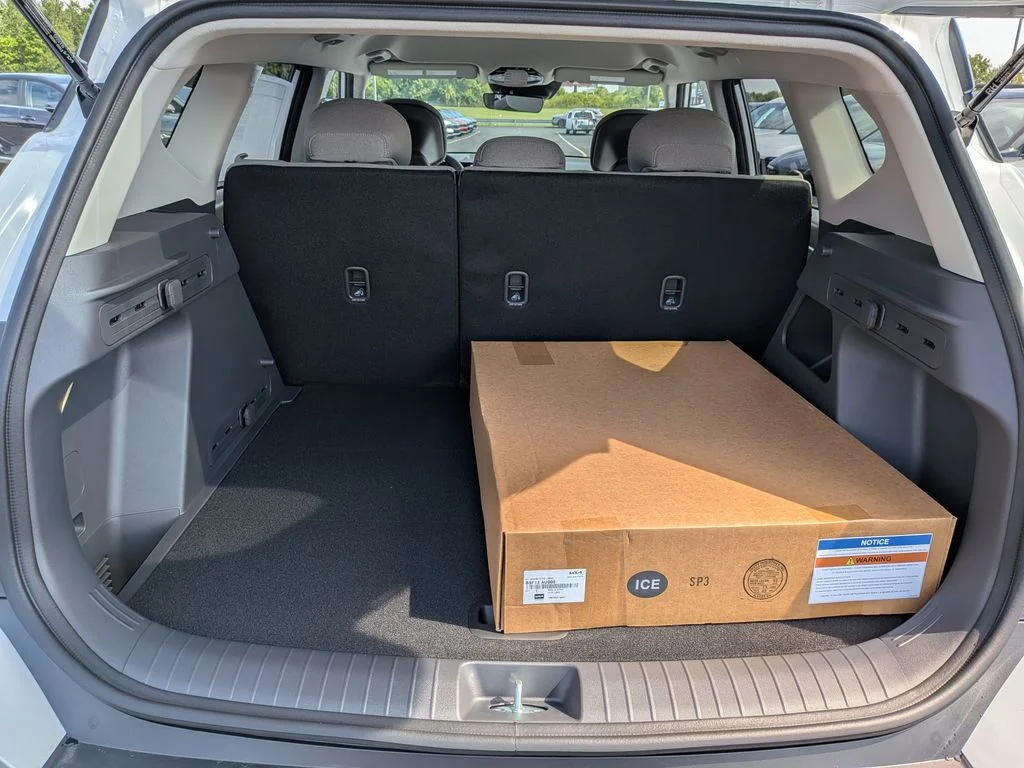 New 2027 Snow White Pearl Kia S image 48