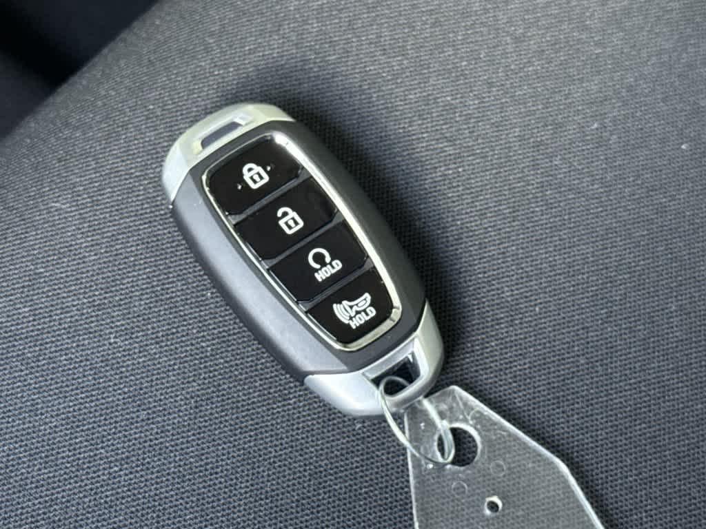 2026 Hyundai Venue SEL - Photo 28