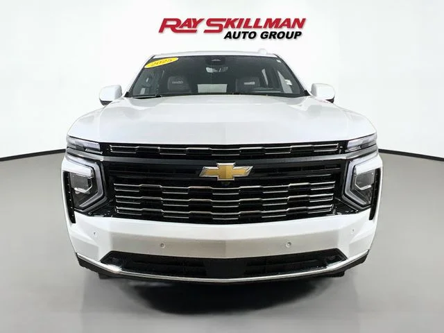 Used 2025 Beige Chevrolet High Country image 2