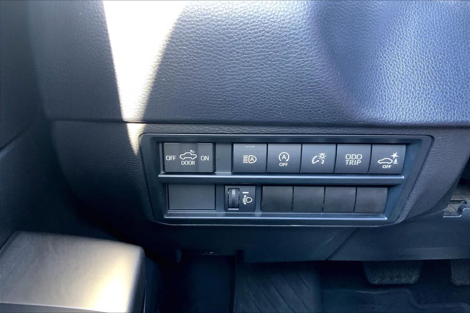 Used 2023 Ice Cap Toyota SR5 image 35