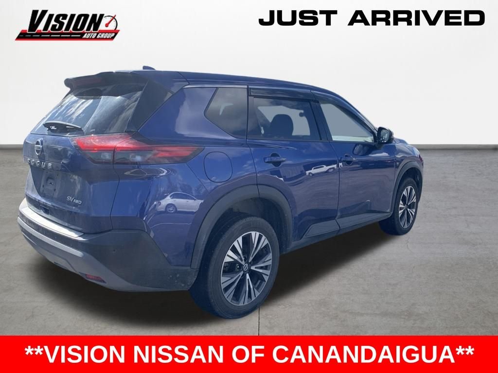Used 2021 Blue Nissan SV image 2