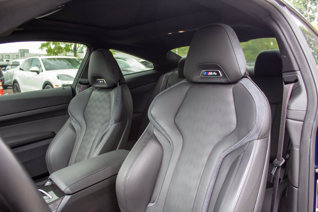 Used 2026 Tanzanite Blue II Metallic BMW Competition image 12