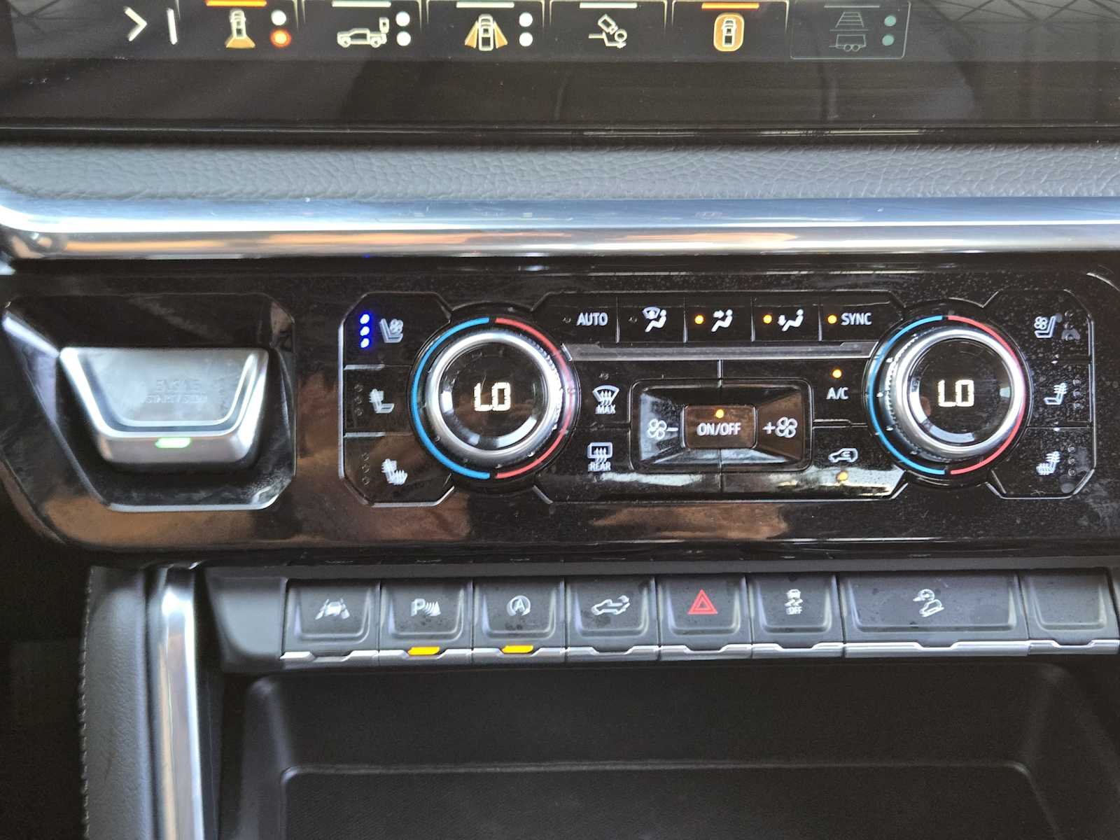 2026 GMC Sierra 1500 Denali - Photo 13