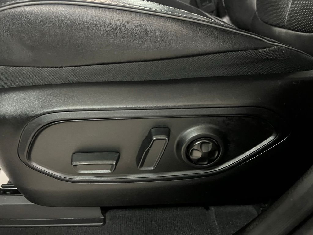 2023 Jeep Grand Cherokee Overland - Photo 27