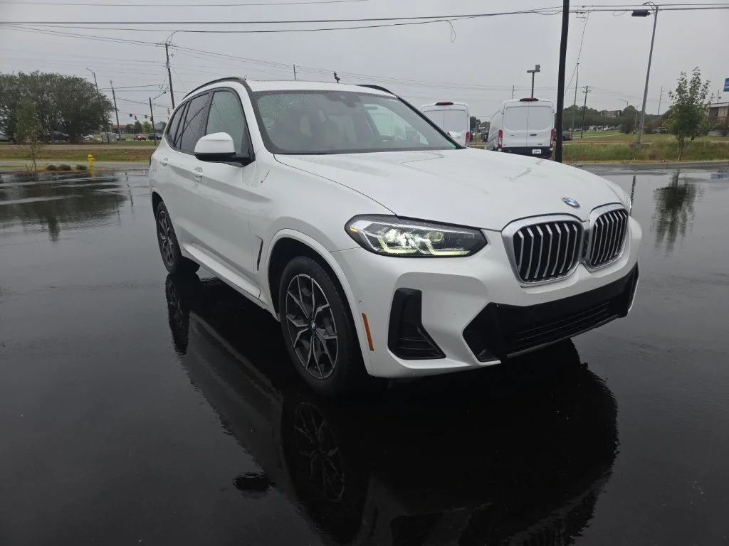 2024 BMW X3 30i