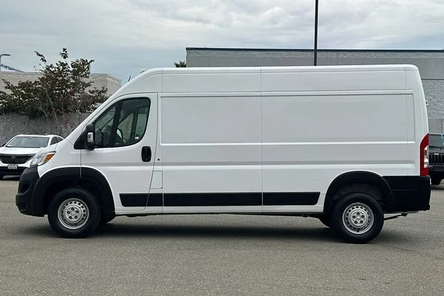 Used 2025 White Ram High Roof image 7