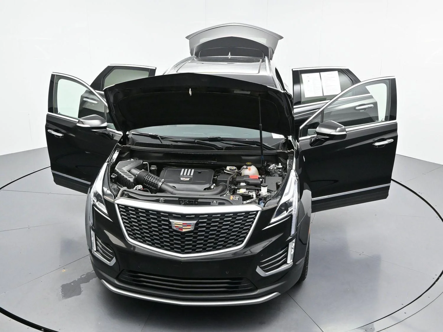Used 2025 Stellar Black Metallic Cadillac Premium Luxury image 43