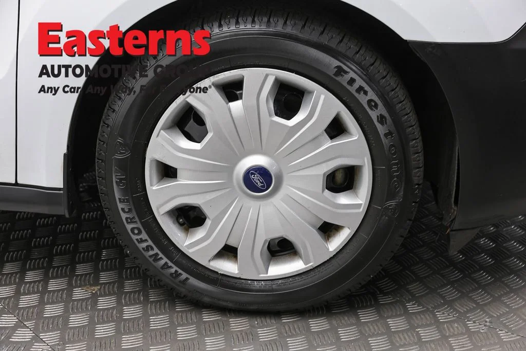 Used 2019 White Ford XL image 30