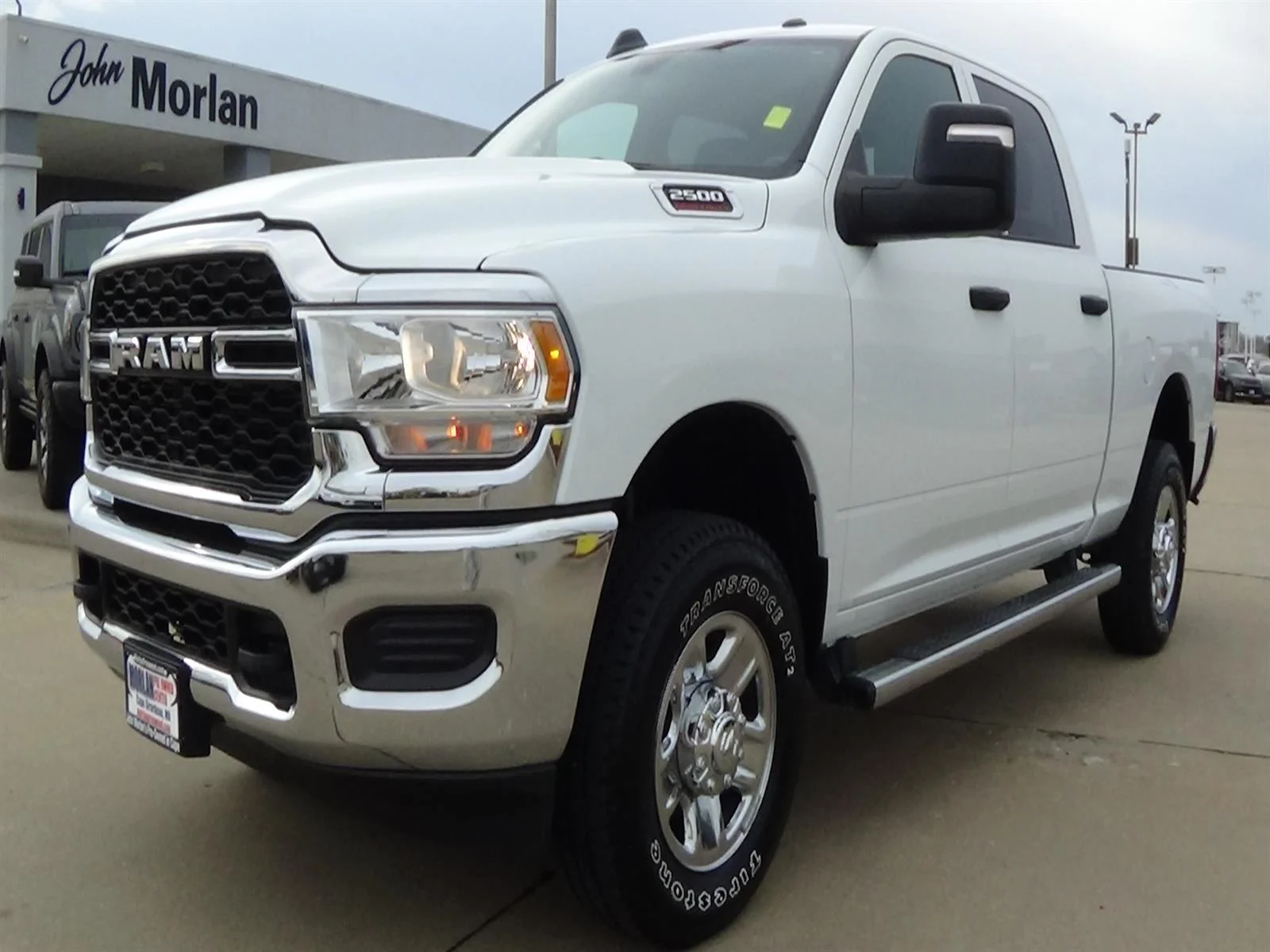 Certified Used 2024 Bright White Clear Coat (pw7) RAM Tradesman image 2
