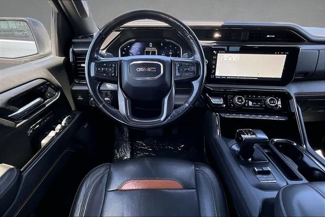 Used 2022 White GMC AT4 image 5