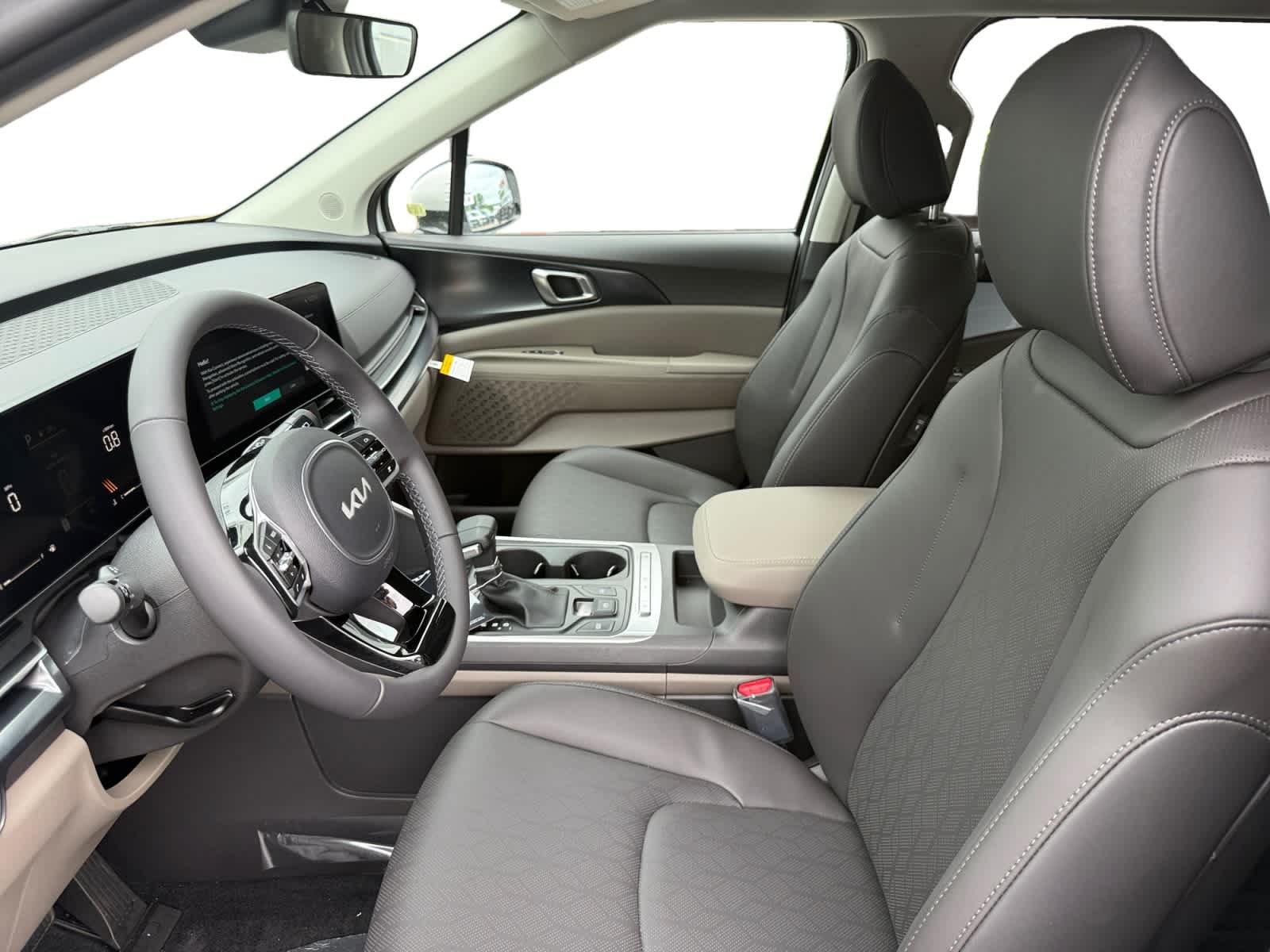 New 2026 Snow White Pearl Kia LXS image 11