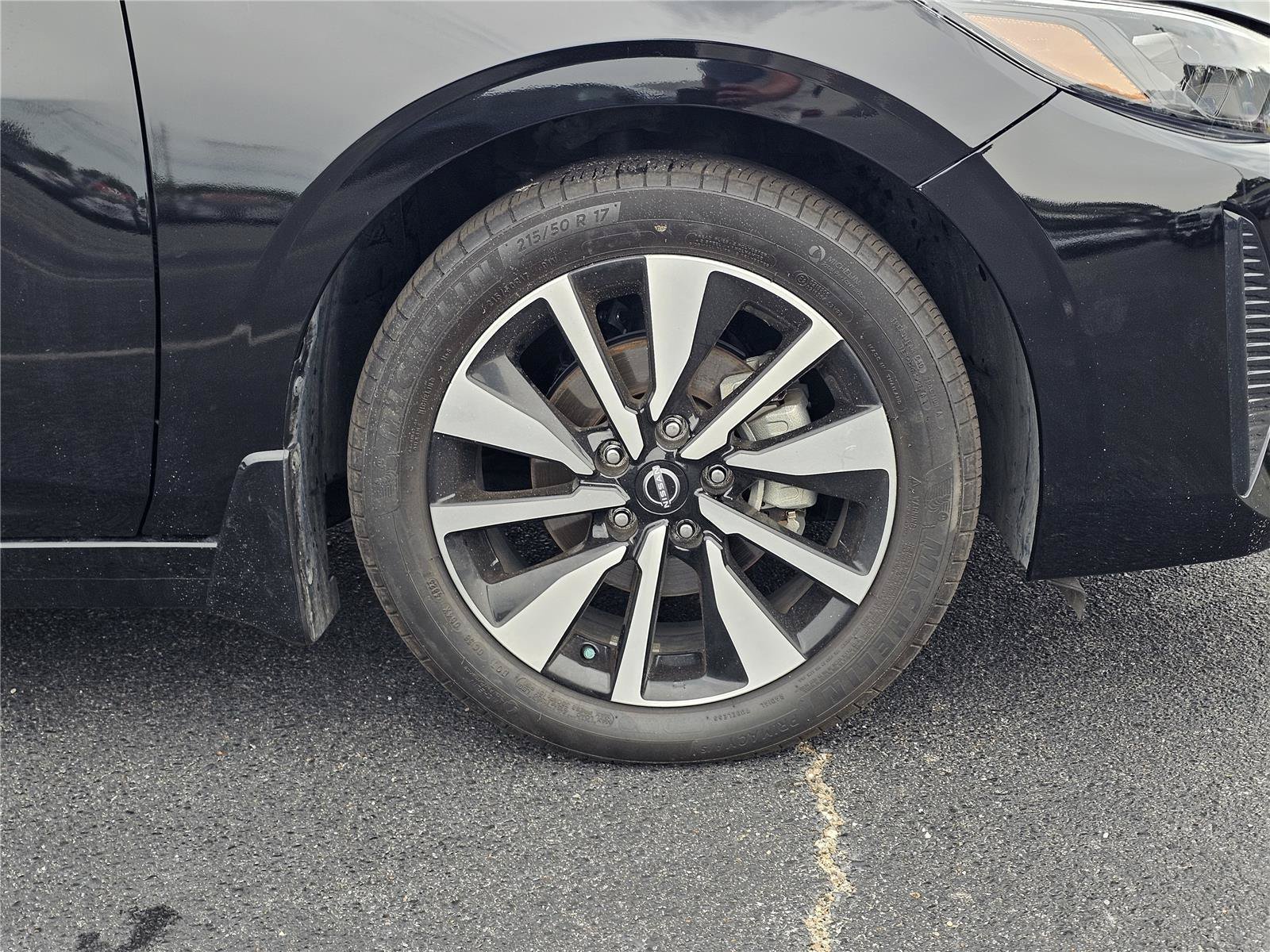 Used 2024 Super Black Nissan SV image 6