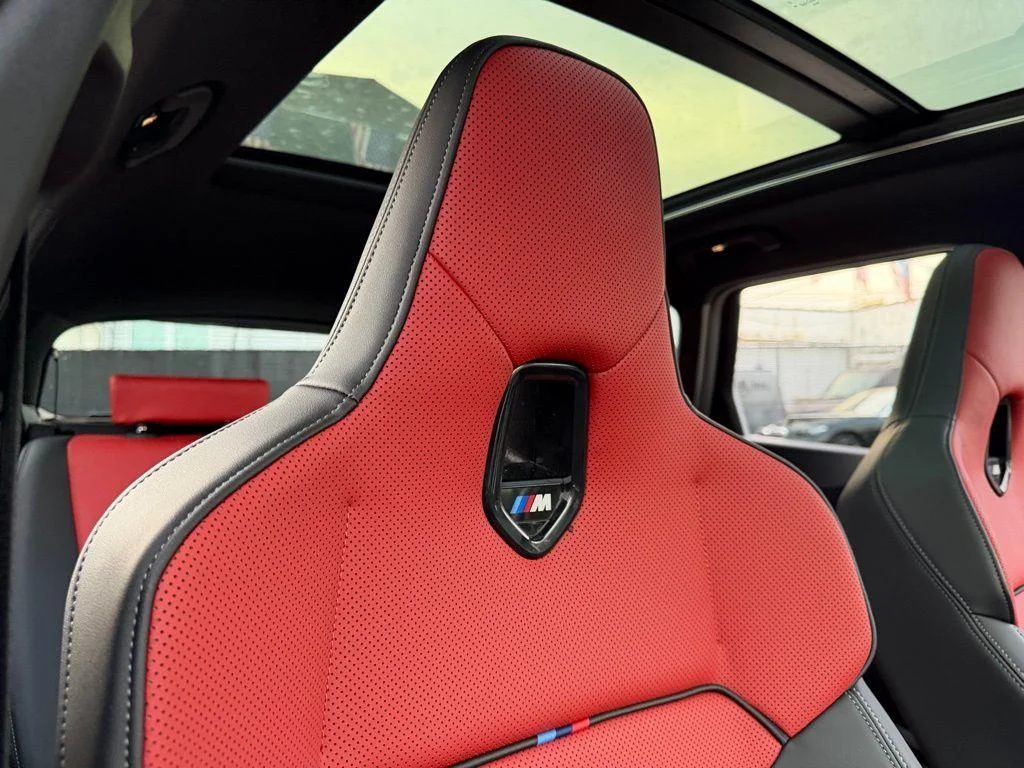 Used 2026 Silver BMW M35i image 13