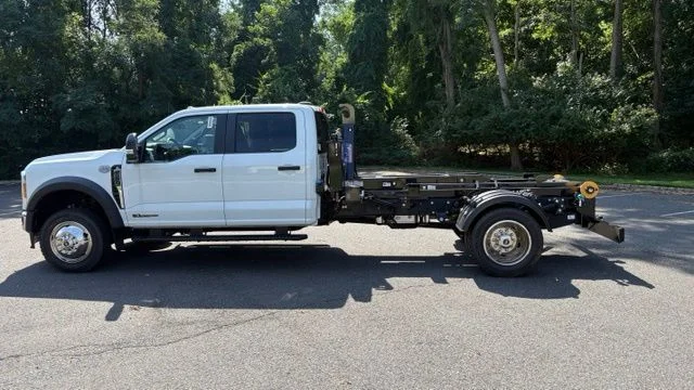 2026 Ford F-550 Super Duty Chassis Cab XL - Photo 9
