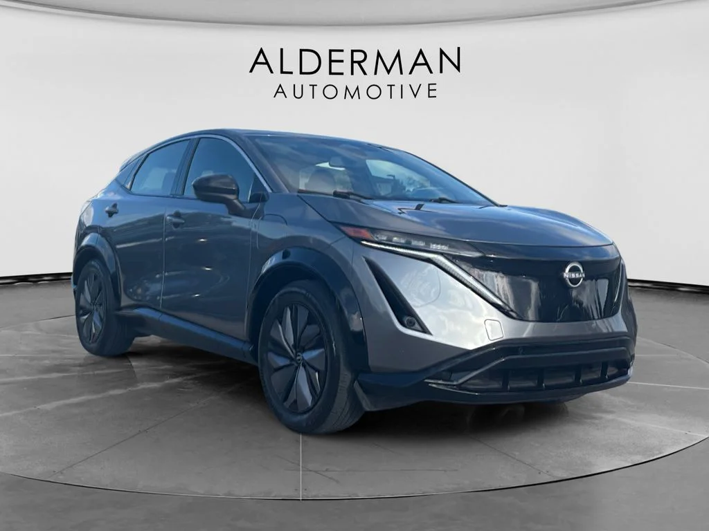 Used 2023 Gray Nissan ENGAGE image 7