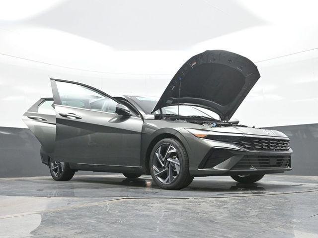 New 2026 Gray Hyundai Limited image 32