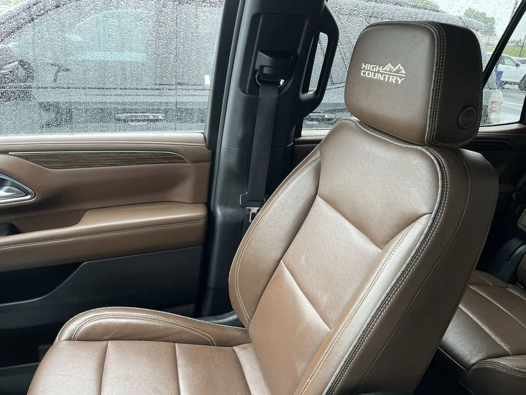 Used 2023 White Chevrolet High Country image 23