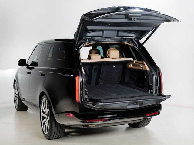 Certified Used 2026 Santorini Black Metallic Land Rover SE image 31