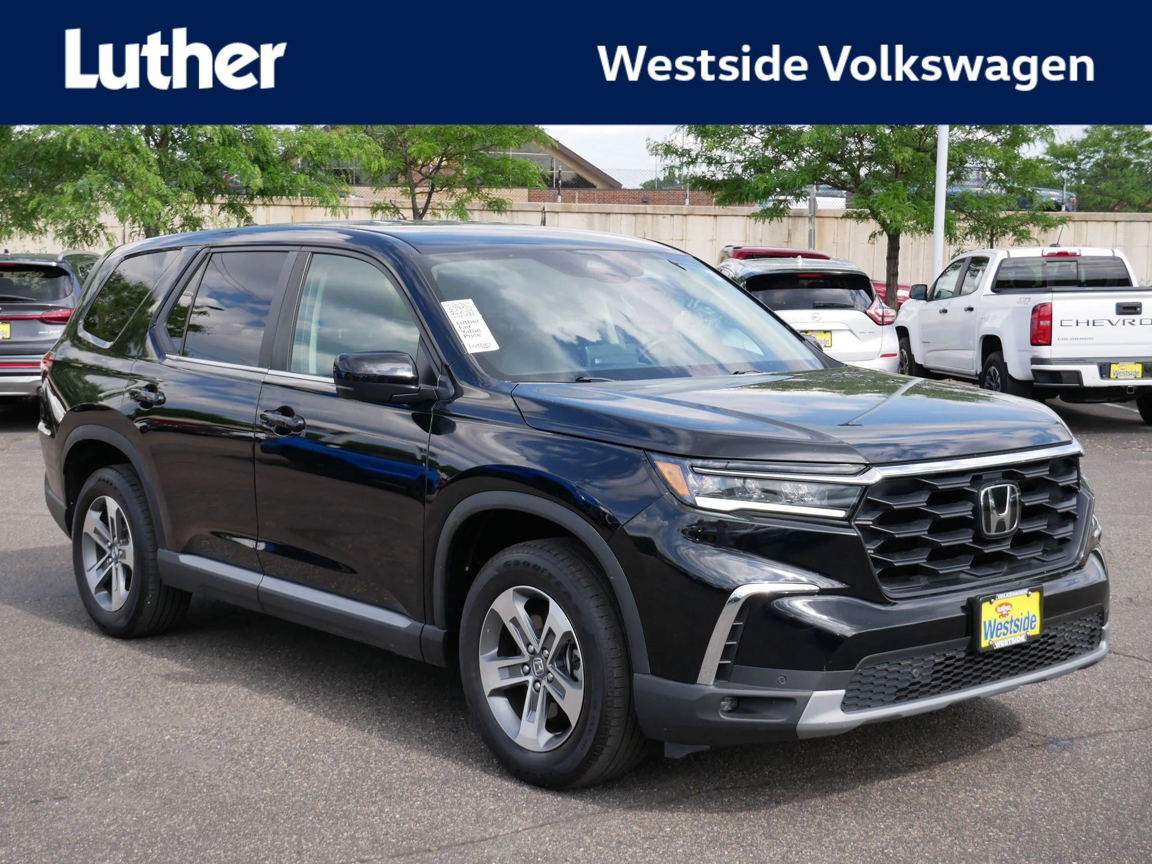2024 Honda Pilot EX-L 7-Occupant AWD's photo