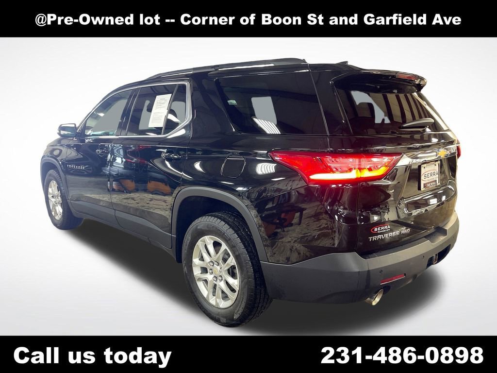 Used 2021 MOSAIC BLACK METALLIC Chevrolet LT Leather image 3