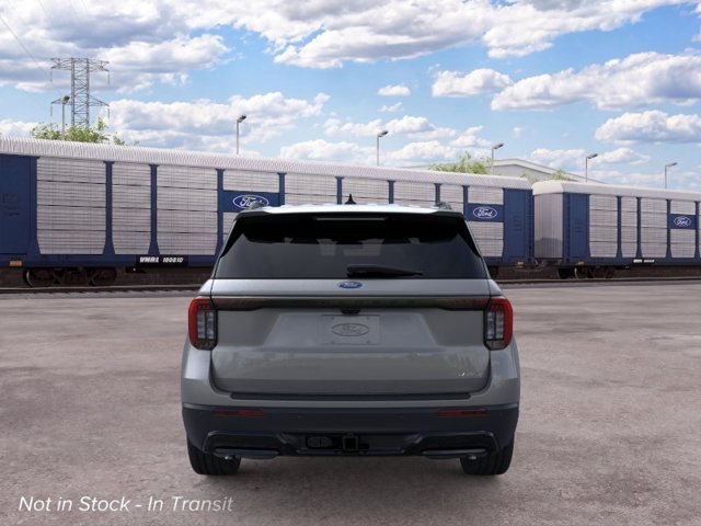 New 2026 Carbonized Gray Metallic Ford ST-Line image 28