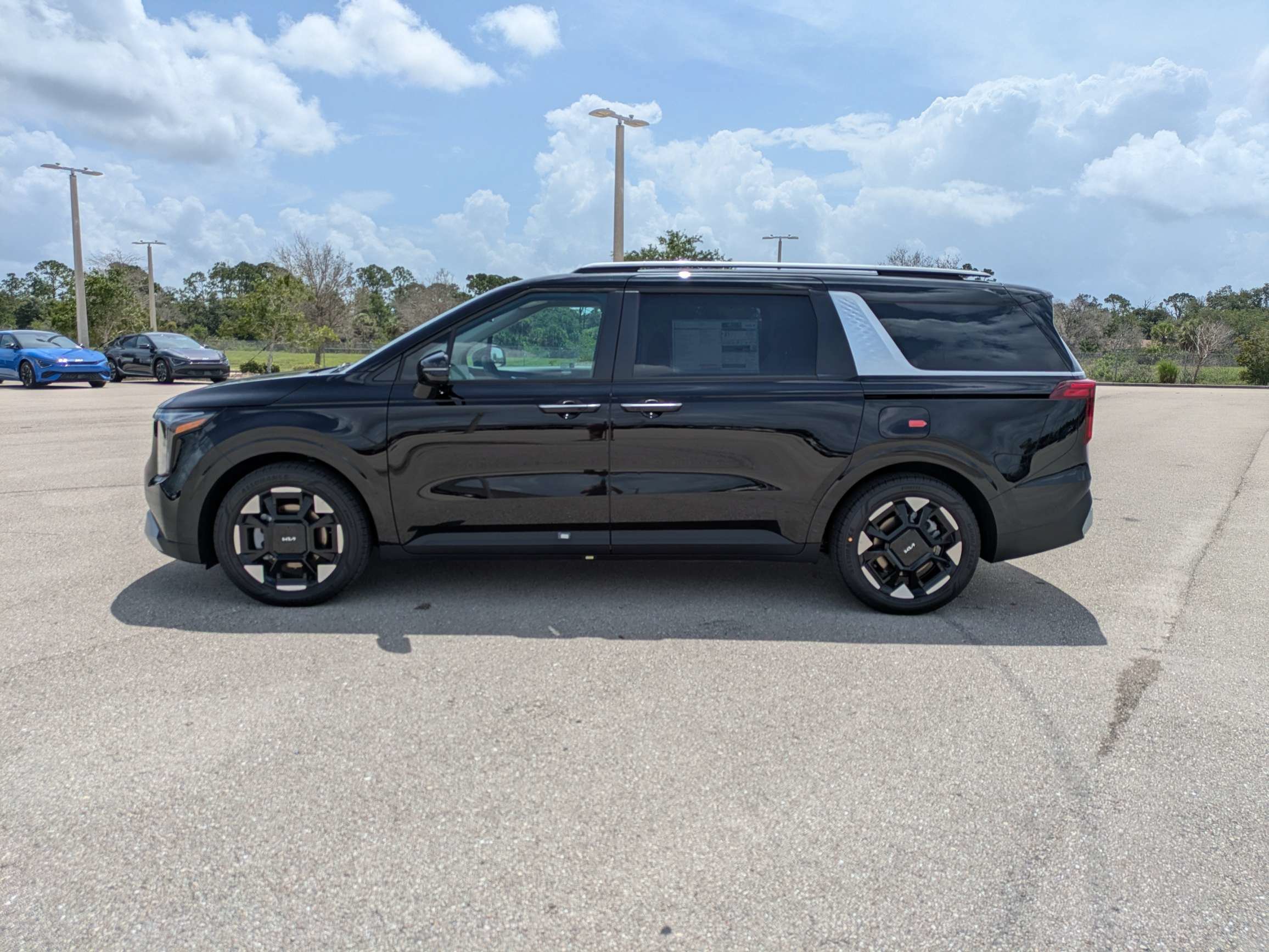 New 2026 Aurora Black Pearl Kia EX image 8