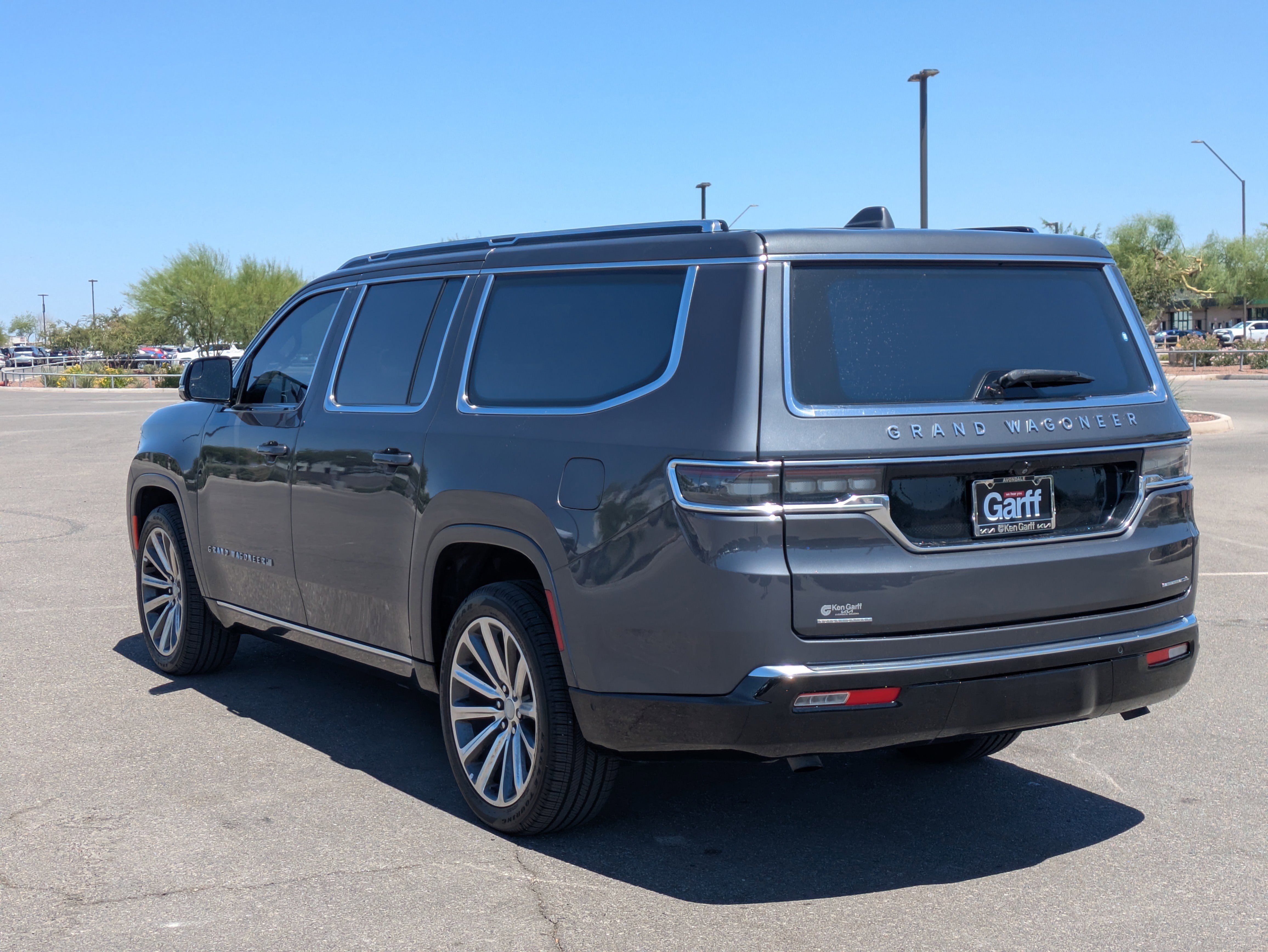 Used 2023 Baltic Gray Metallic Clearcoat Jeep Series II image 3