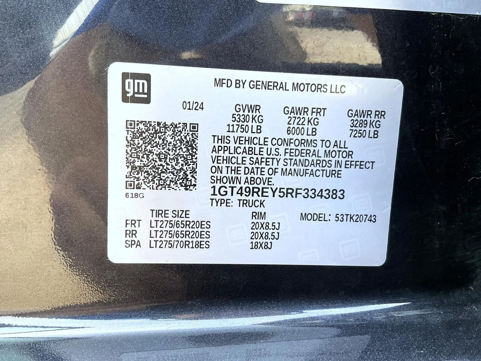 Certified Used 2024 Silver GMC Denali image 27