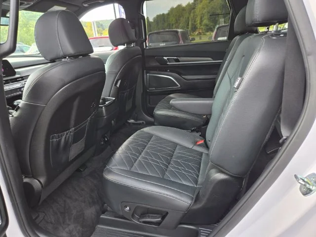 Used 2023 White Kia SX-Prestige image 14