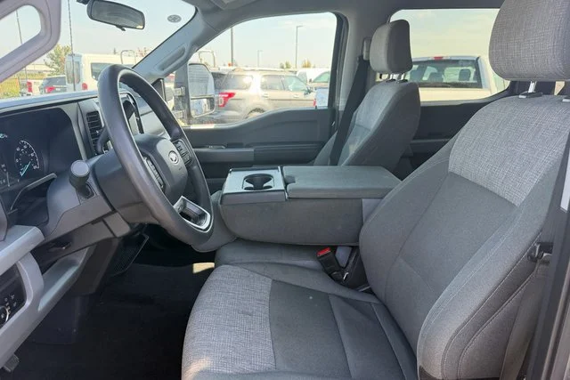 Used 2025 Gray Ford XLT image 17