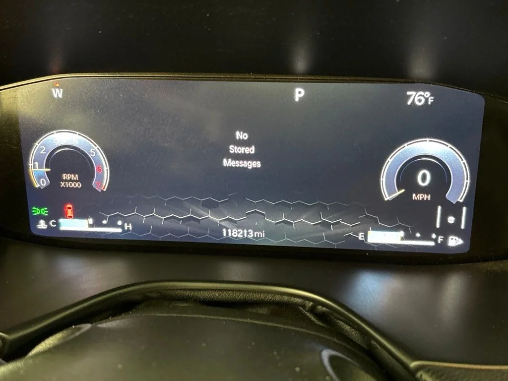Used 2022 Silver Jeep Trailhawk image 31