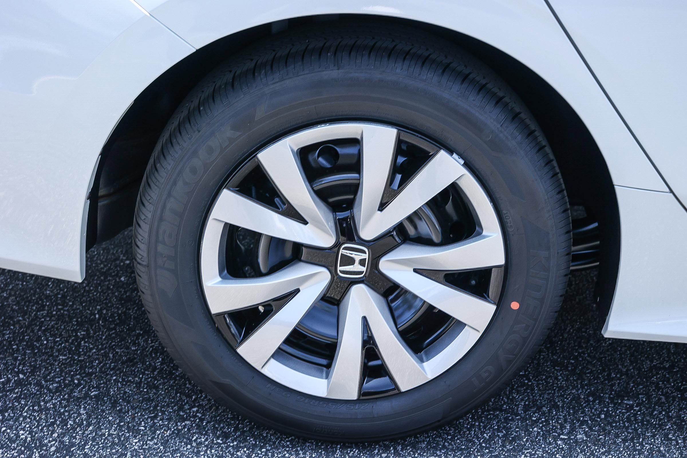 New 2026 Platinum White Pearl Honda LX CVT image 9