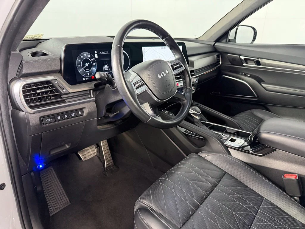Used 2024 White Kia SX-Prestige X-Pro image 15